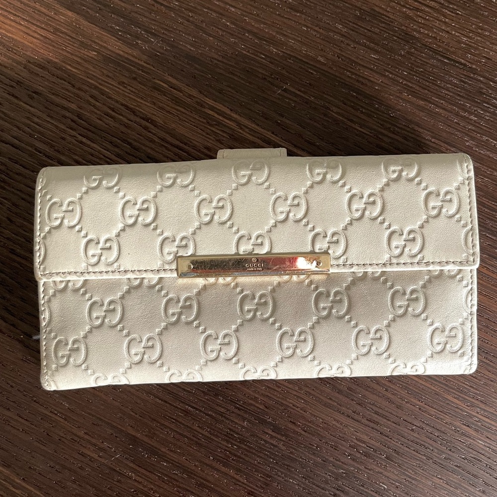 GUCCI Authentic Women's Long Wallet Beige Leather GG Pattern with purse